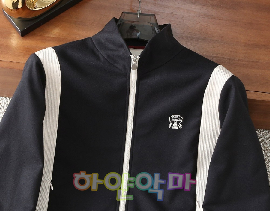 하얀악마 쿠치 점퍼 (6).jpg