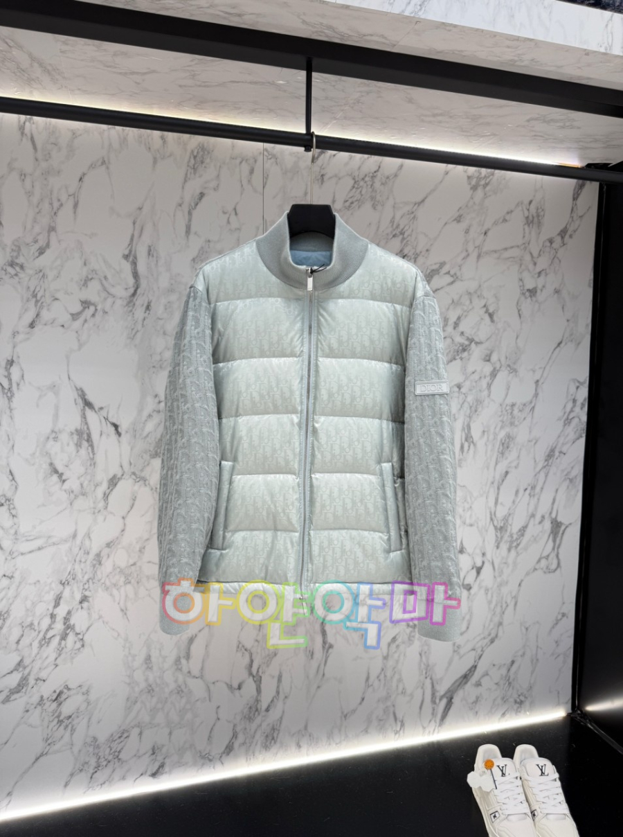 하얀악마 디올 패딩 (2).jpg