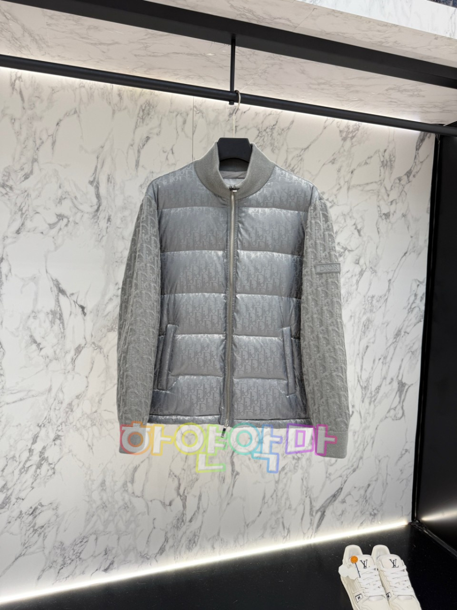 하얀악마 디올 패딩 (3).jpg