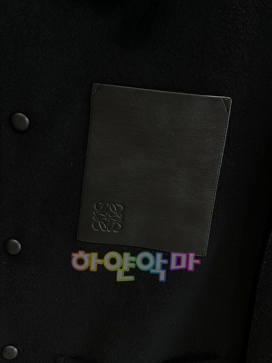 하얀악마 로에베 코트 (7).jpg