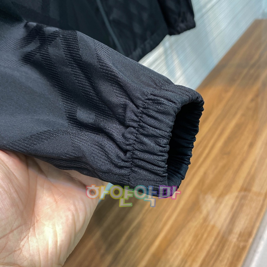 하얀악마 버버리 점퍼 (6).jpg