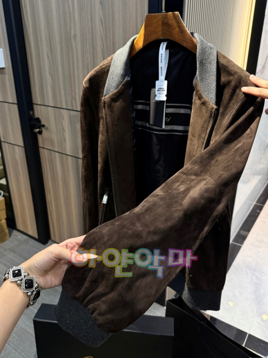 하얀악마 브리오니 자켓 (9).jpg