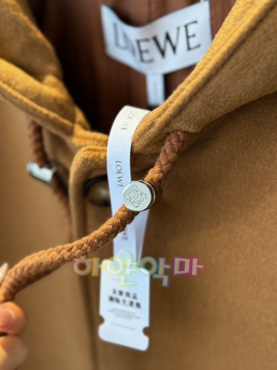 하얀악마 로에베 자켓 (9).jpg