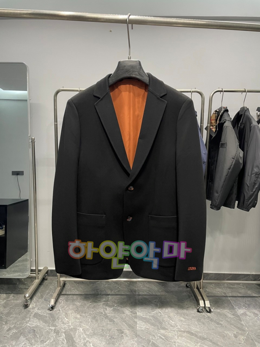 하얀악마 제냐 자켓 (3).jpg