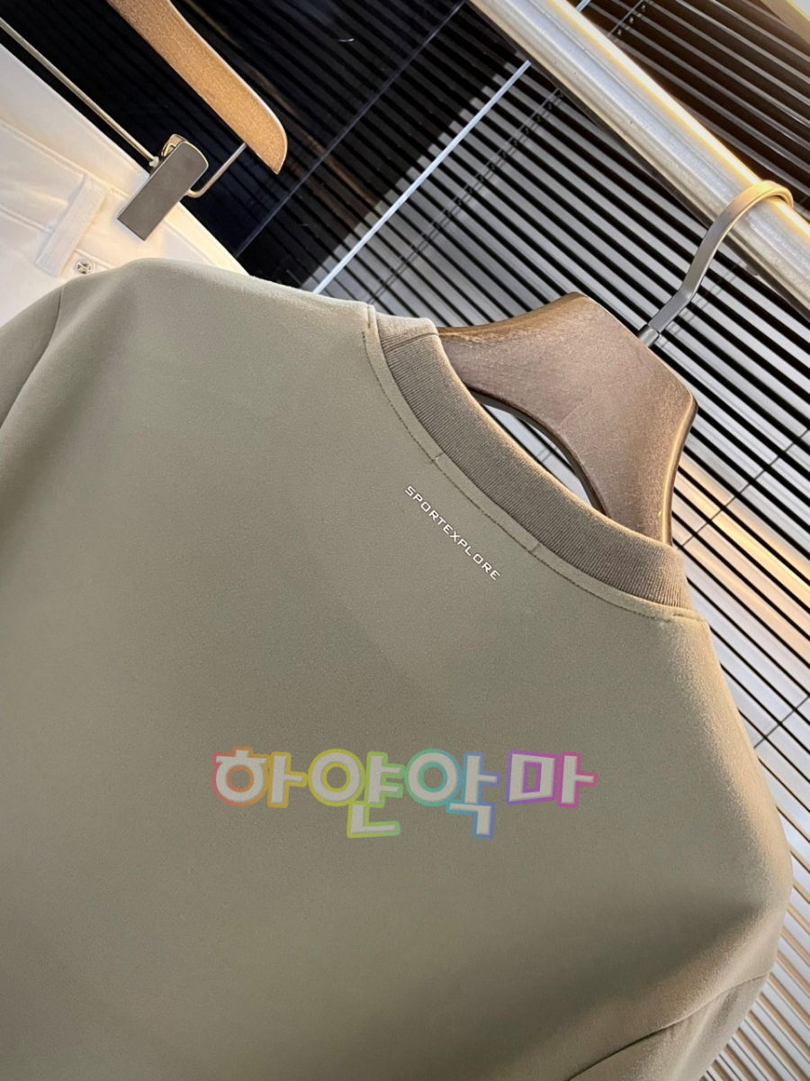 하얀악마 로에베 티셔츠 (9).jpg