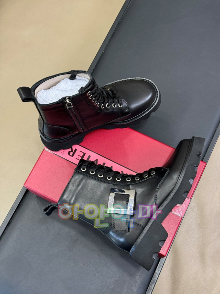 하얀악마 로저비비에 워커 (8).jpg