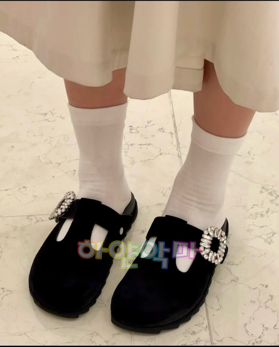 하얀악마 로저 블로퍼 (2).jpg