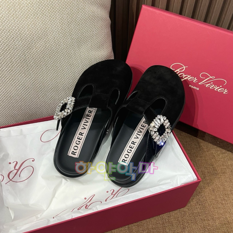 하얀악마 로저 블로퍼 (6).jpg