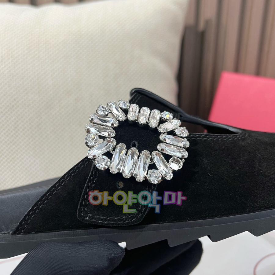 하얀악마 로저 블로퍼 (17).jpg