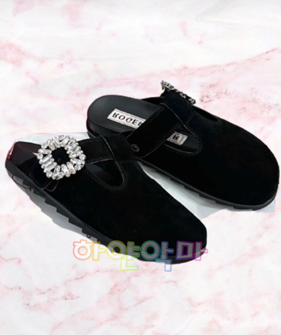 하얀악마 로저 블로퍼 (20).jpg