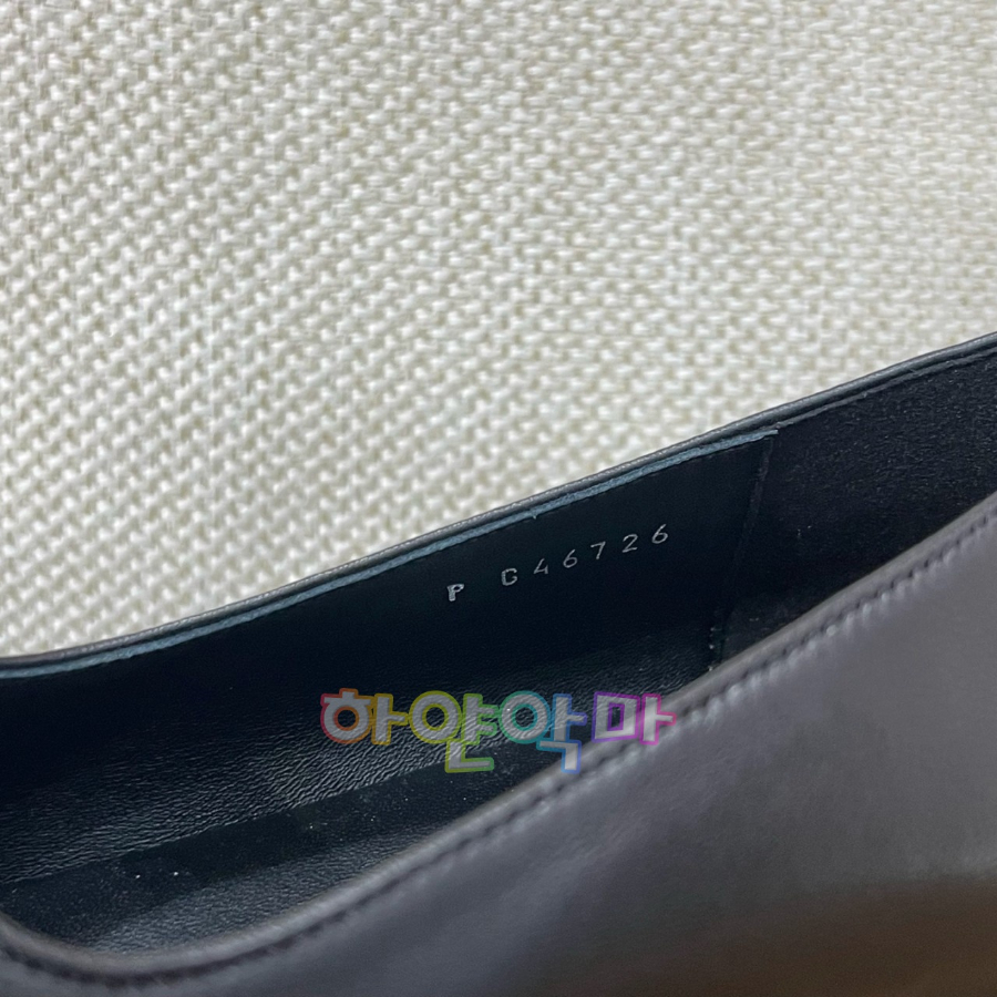 하얀악마 샤넬 플랫 (18).jpg