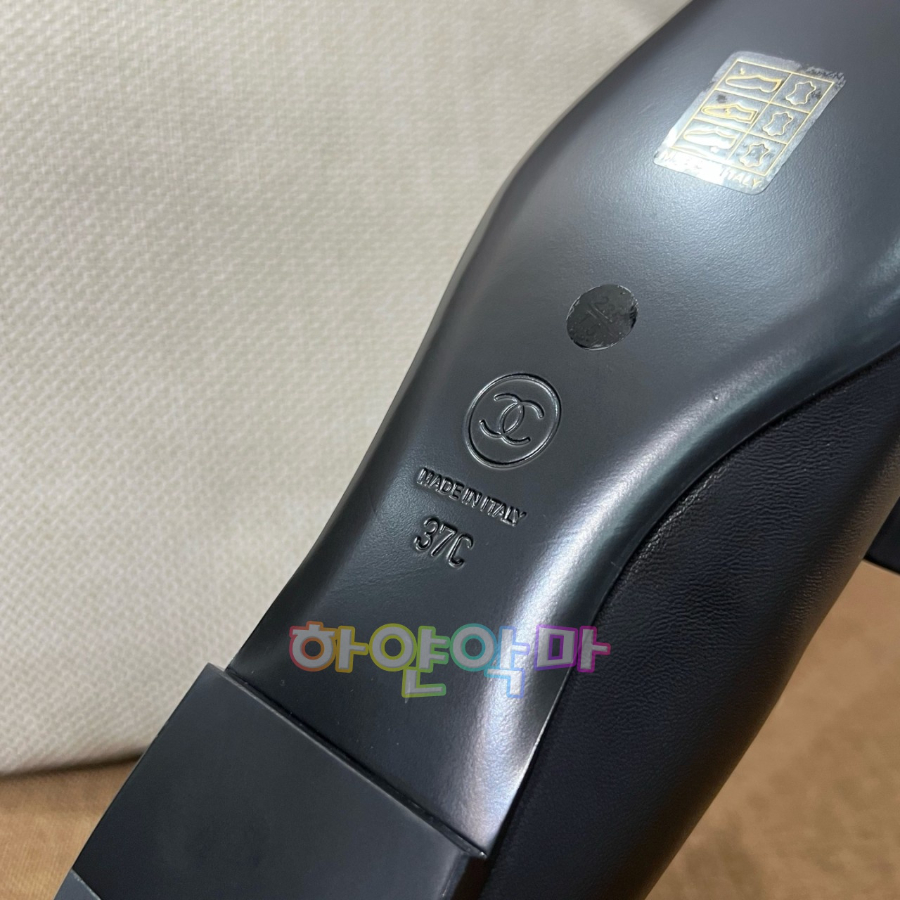 하얀악마 샤넬 플랫 (20).jpg