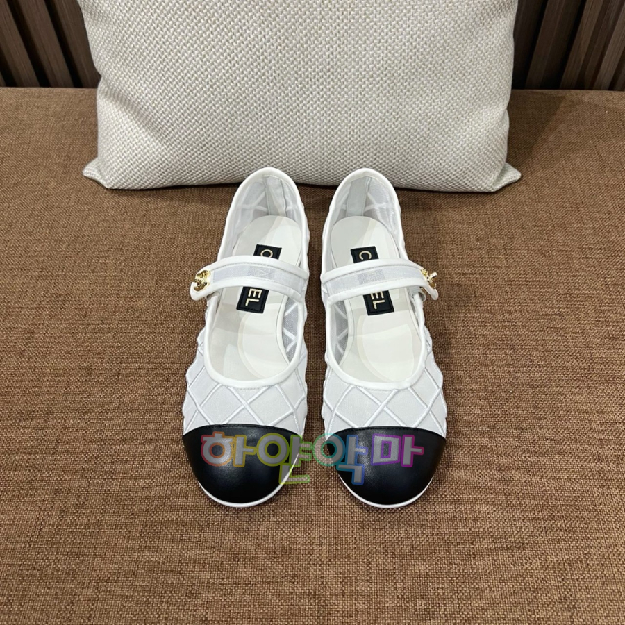 하얀악마 샤넬 플랫 (5).jpg