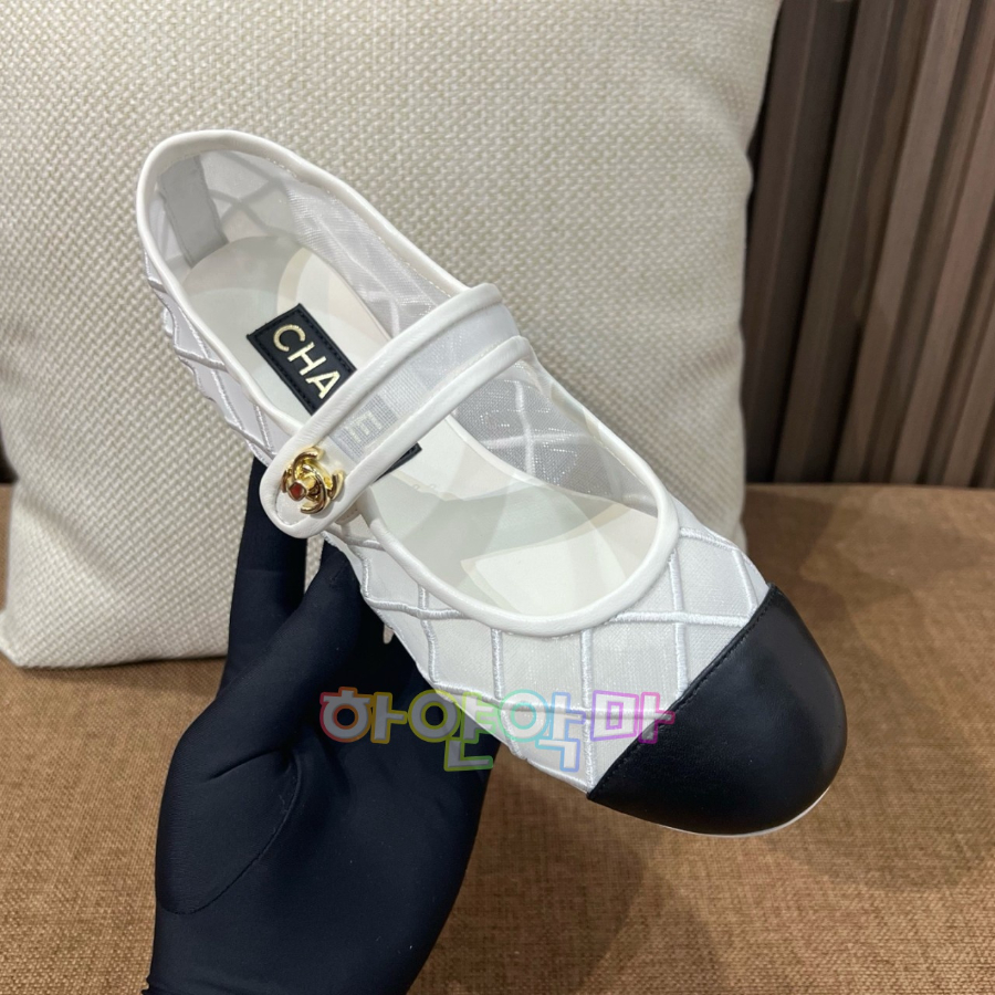 하얀악마 샤넬 플랫 (13).jpg