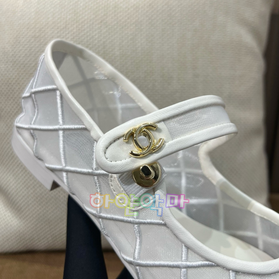 하얀악마 샤넬 플랫 (18).jpg