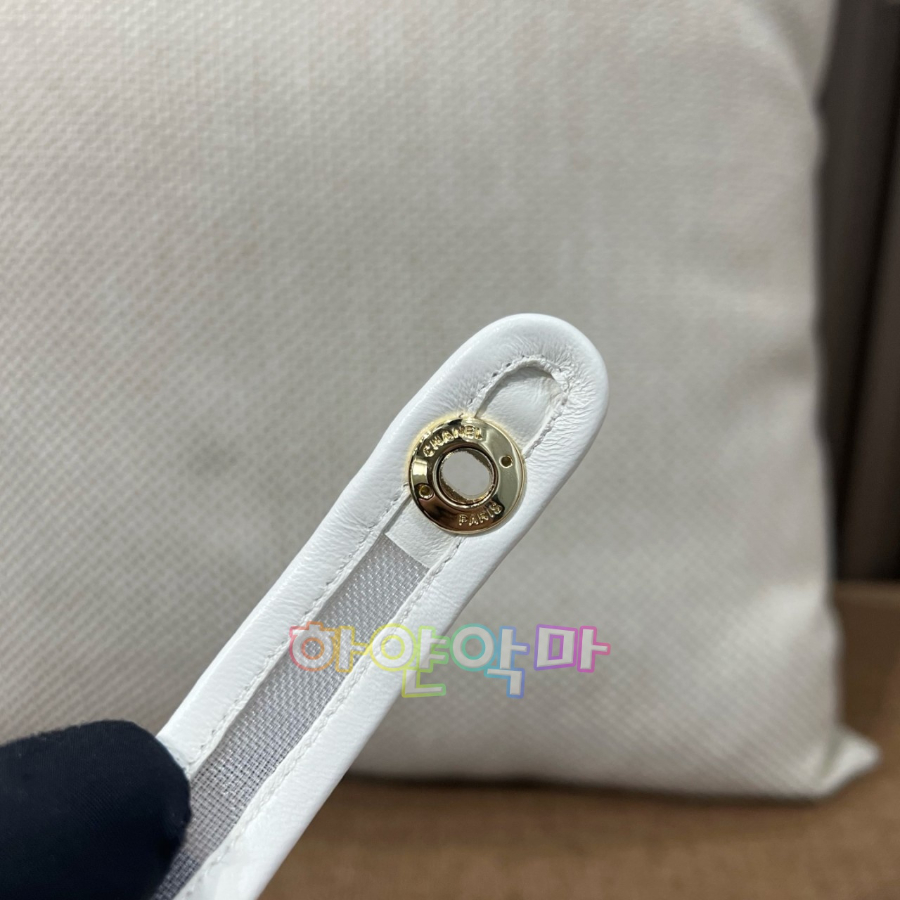 하얀악마 샤넬 플랫 (19).jpg