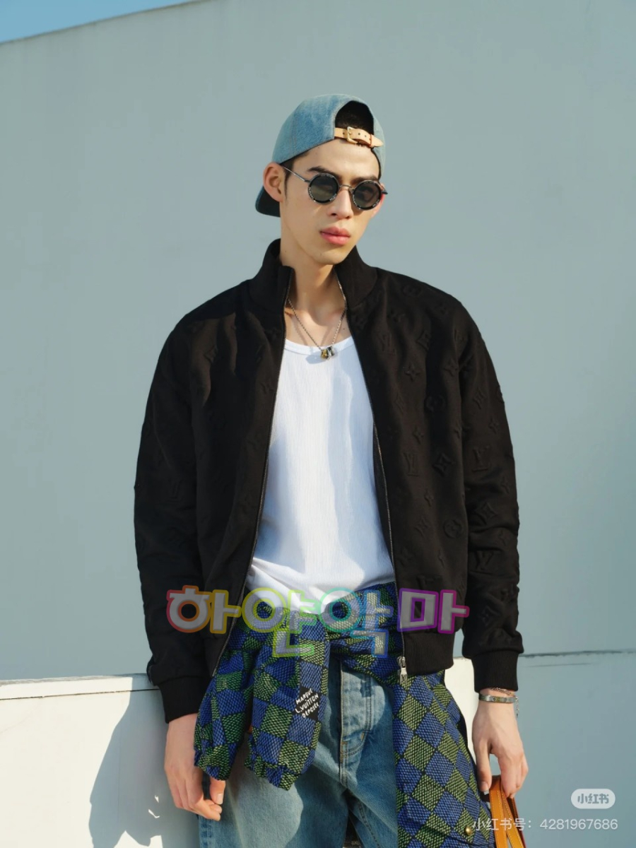 하얀악마 루이 집업 (1).jpg