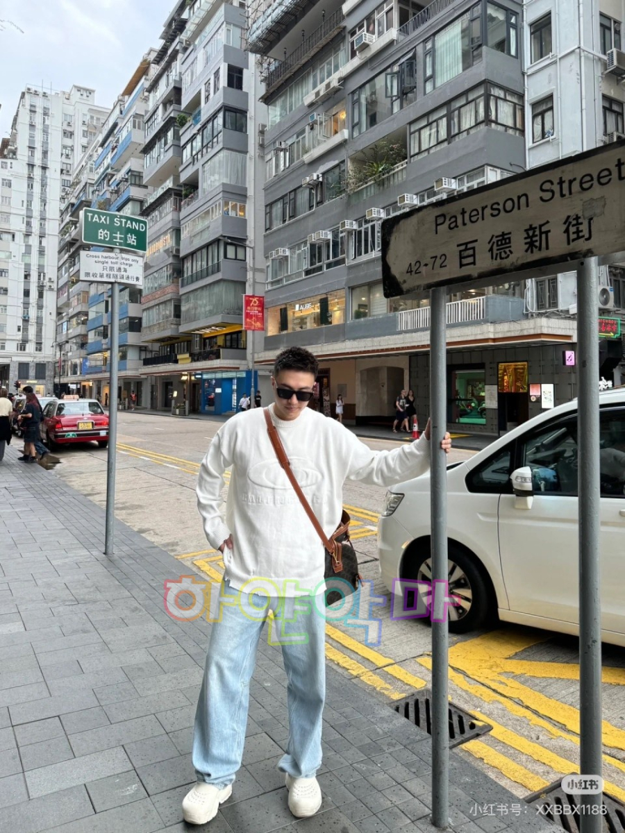 하얀악마 발렌 니트 (1).jpg