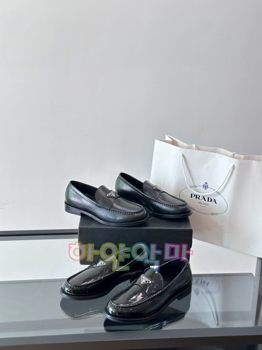 하얀악마 프라다 로퍼 (1).jpg