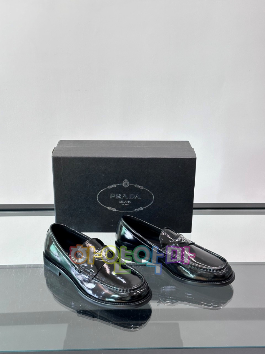 하얀악마 프라다 로퍼 (2).jpg