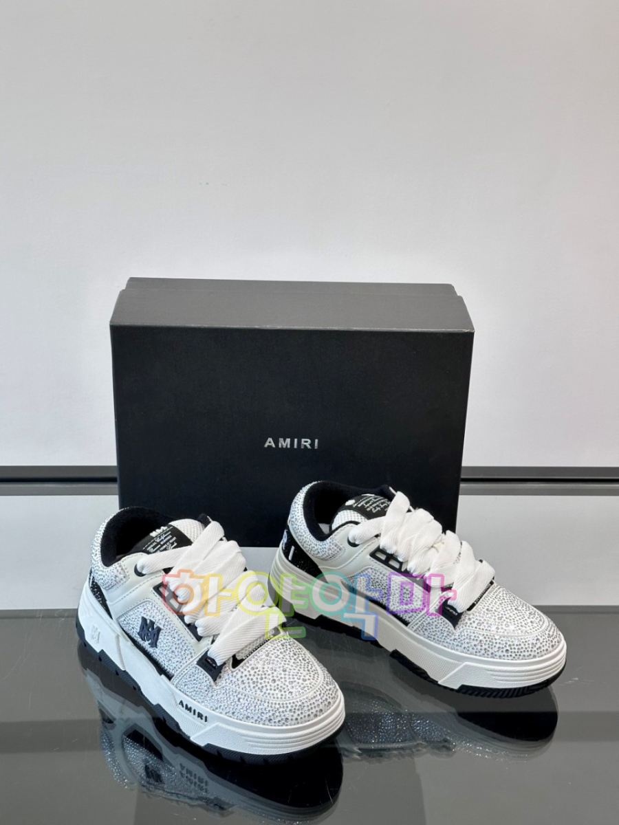 하얀악마 아미리 운동화 (1).jpg