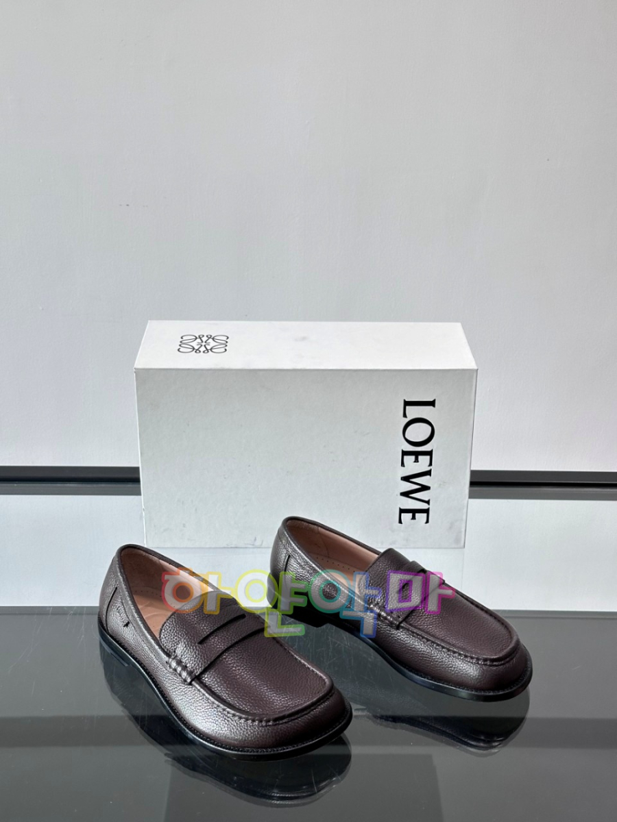 하얀악마 로에베 로퍼 (4).jpg