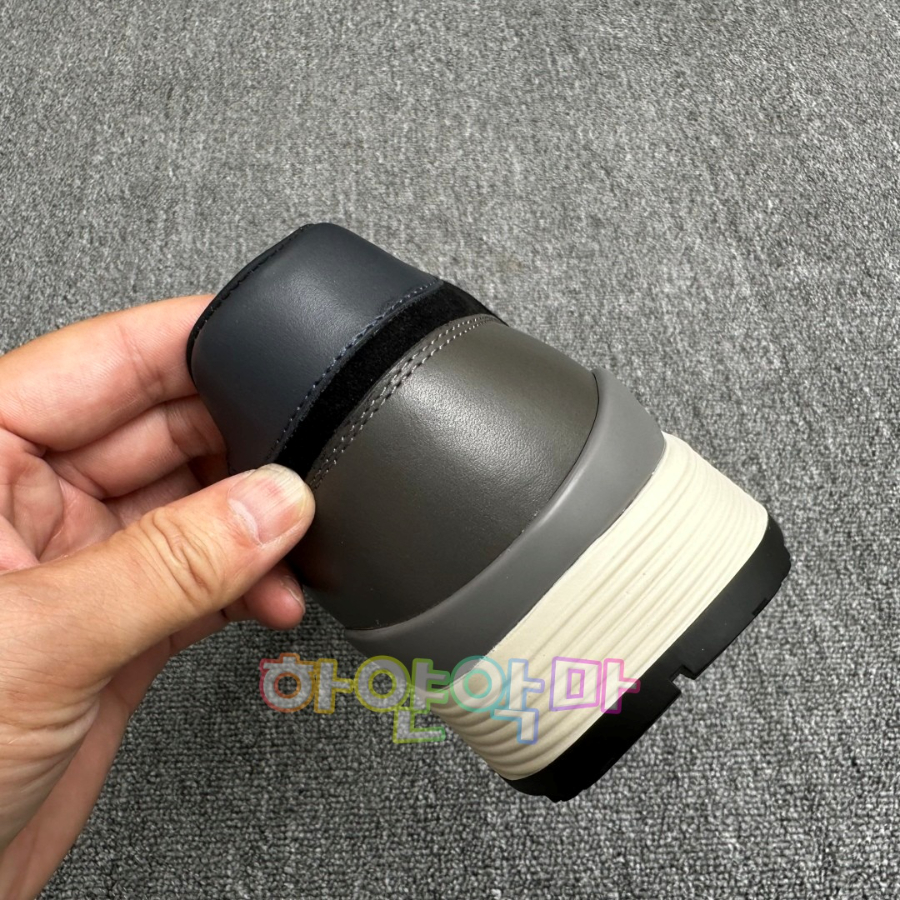 하얀악마 제냐 운동화 (11).jpg