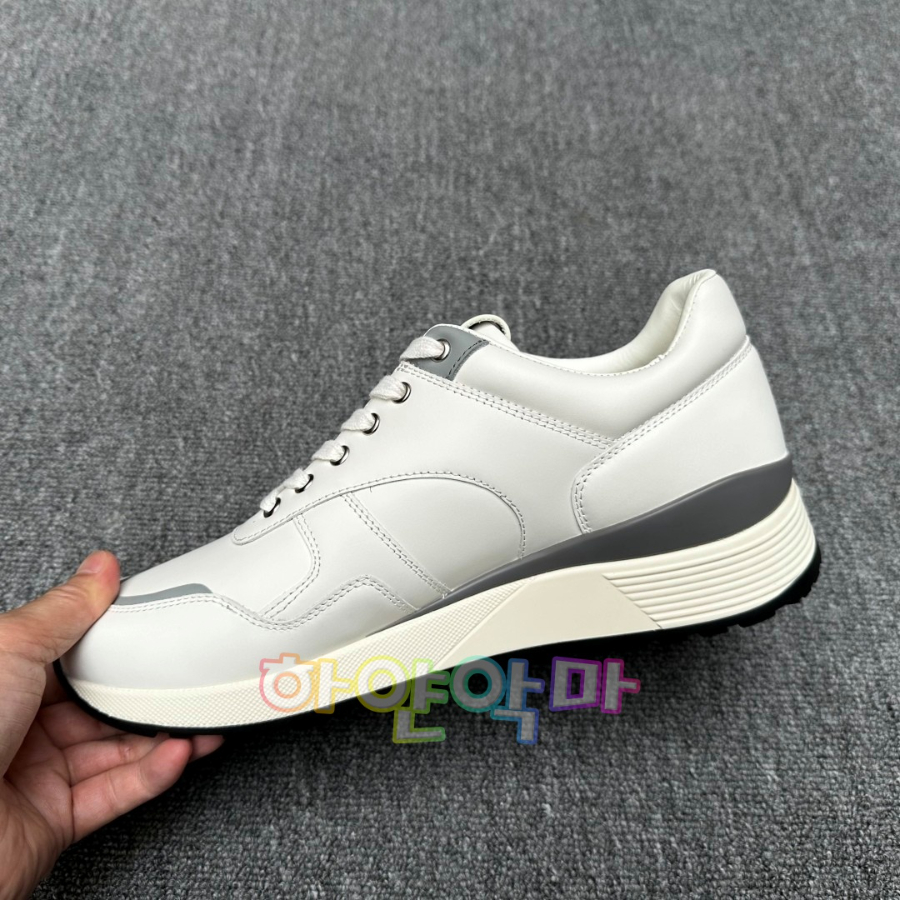 하얀악마 제냐 운동화 (12).jpg