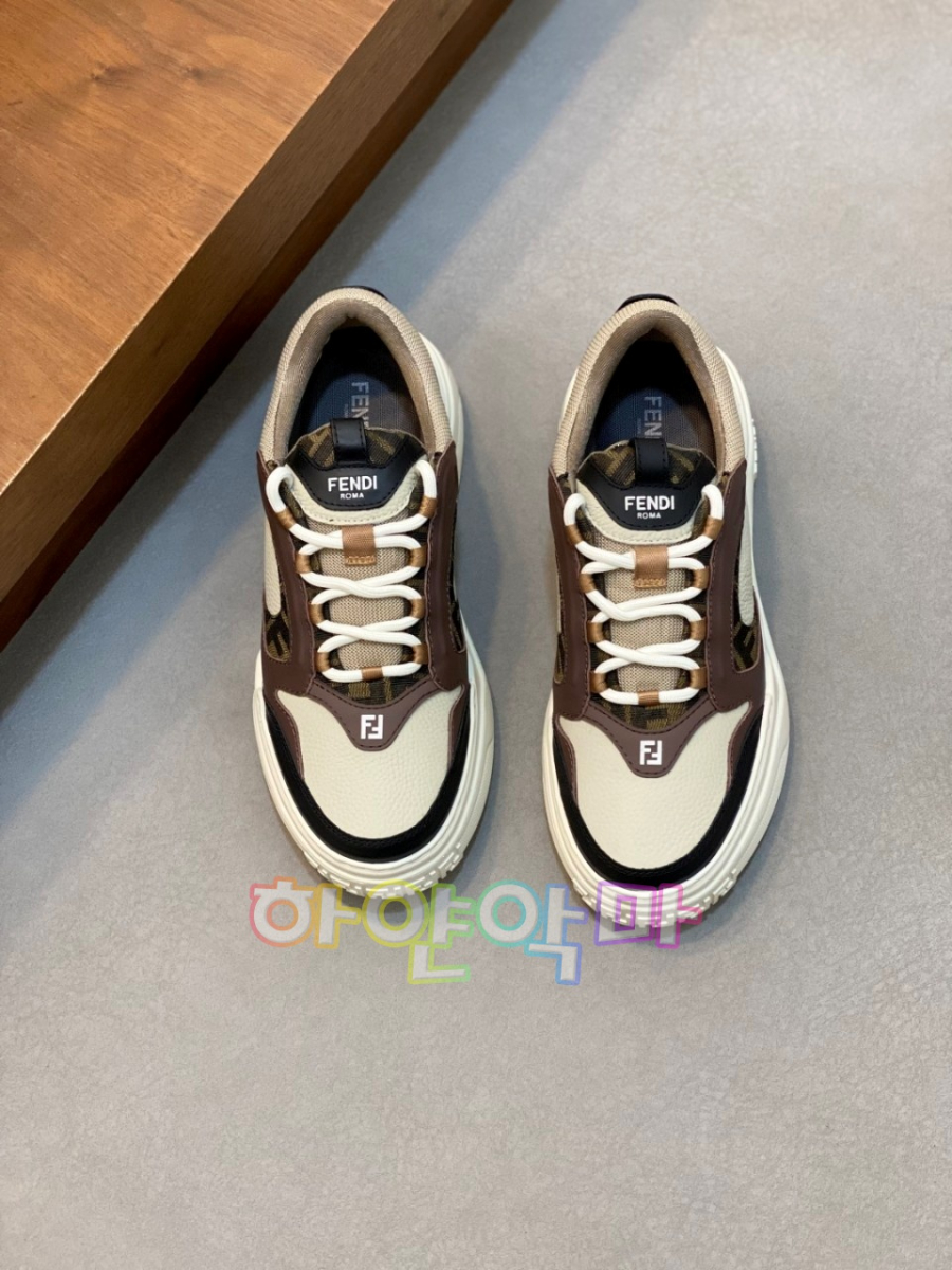 하얀악마 펜디 운동화 (3).jpg