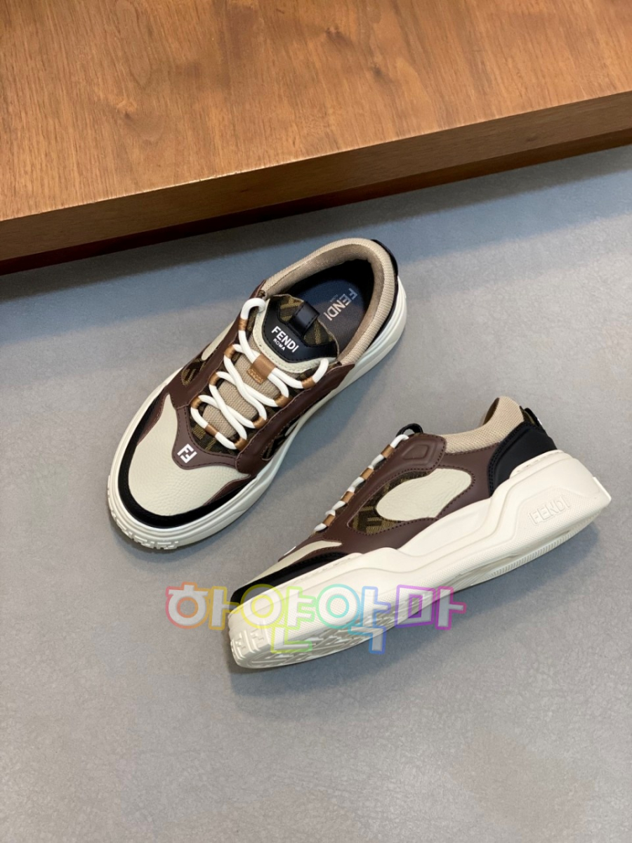 하얀악마 펜디 운동화 (6).jpg