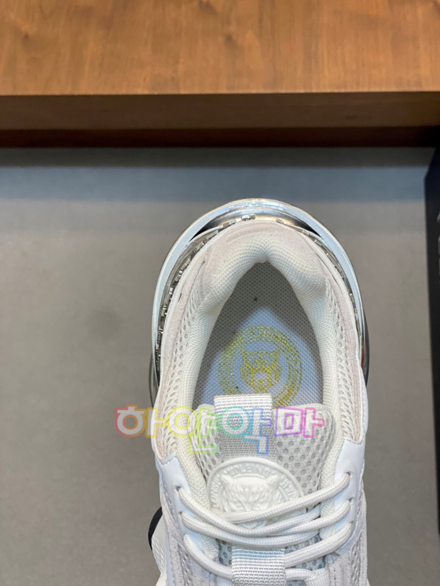 하얀악마 필립플레인 운동화 (12).jpg