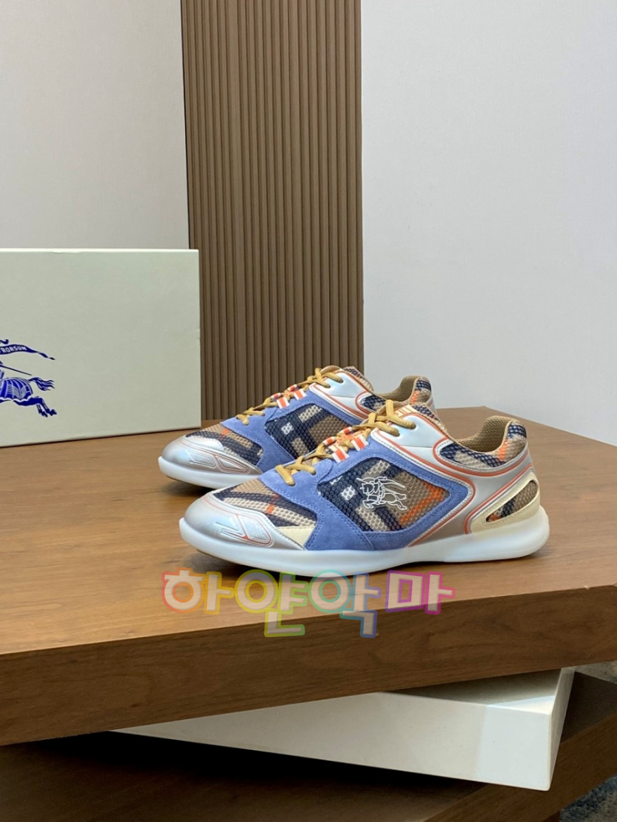 하얀악마 버버리 운동화 (2).jpg