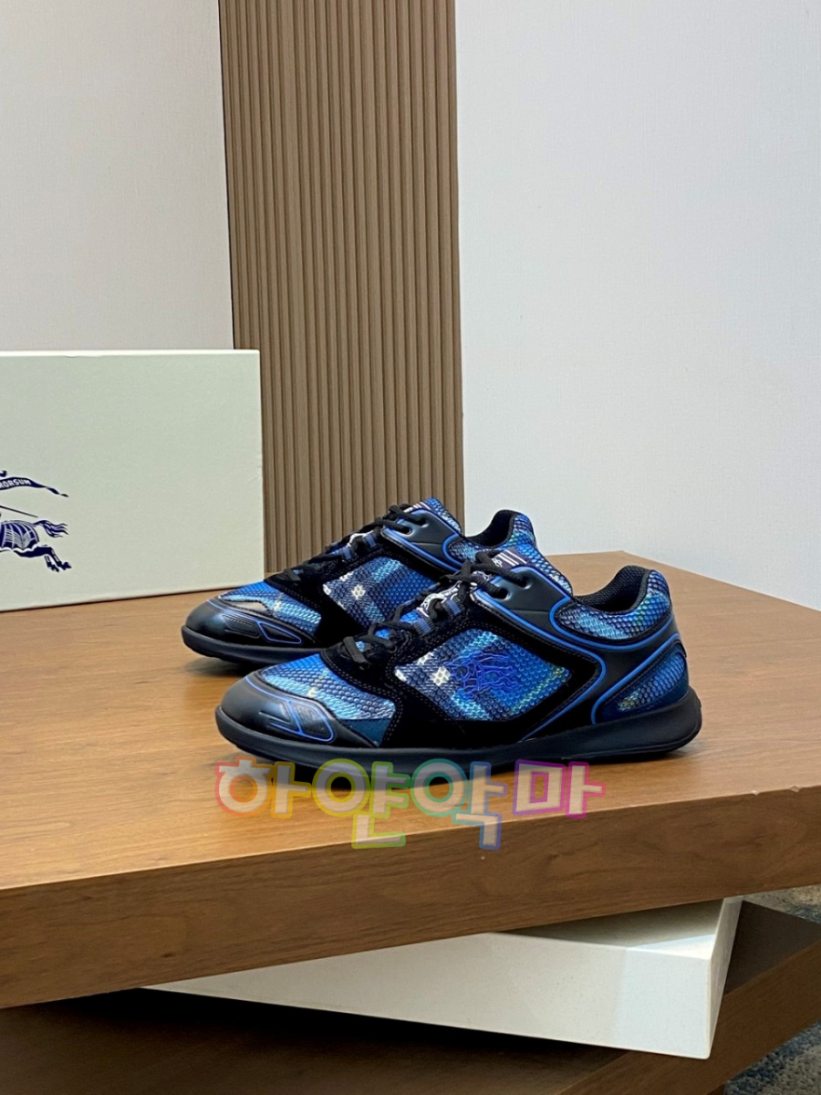 하얀악마 버버리 운동화 (4).jpg