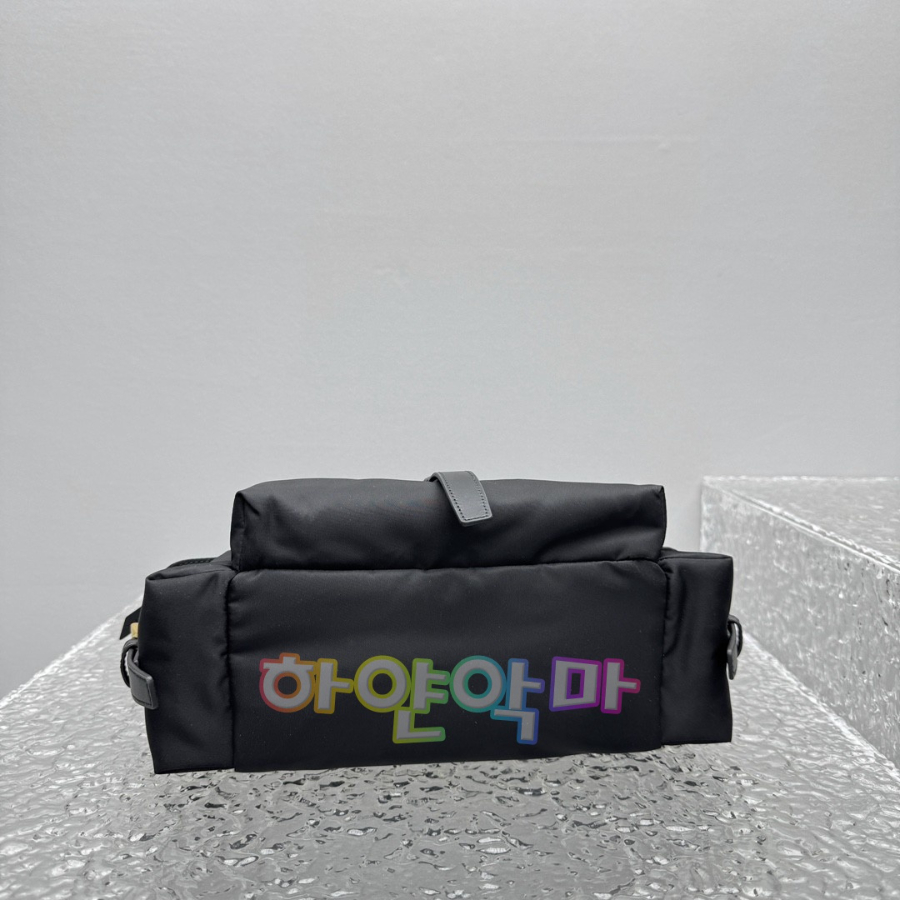 하얀악마 프라다 숄더백 (4).jpg