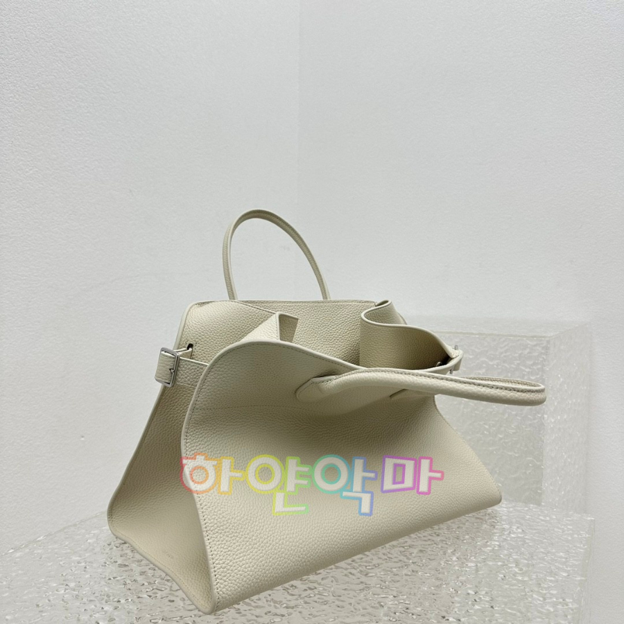 하얀악마 더로우 마고15 (3).jpg