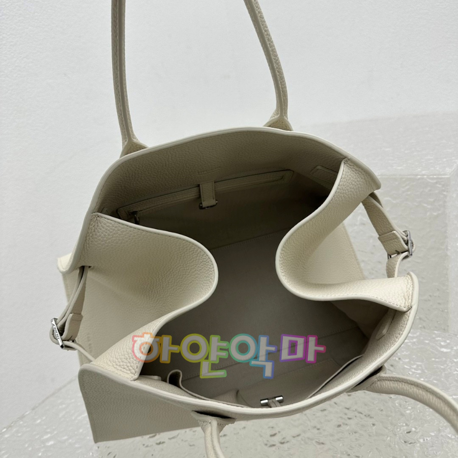 하얀악마 더로우 마고15 (8).jpg