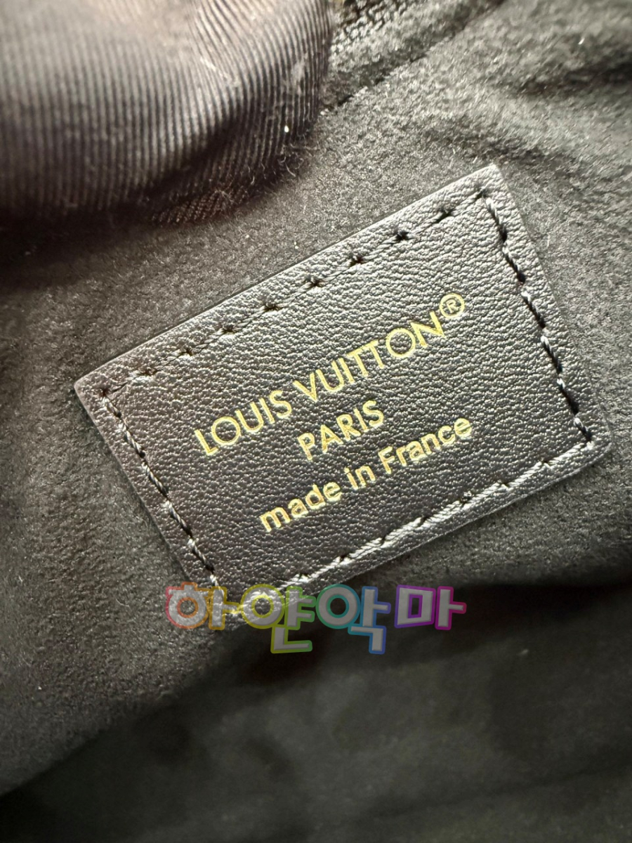 하얀악마 루이 포쉐트 (10).jpg