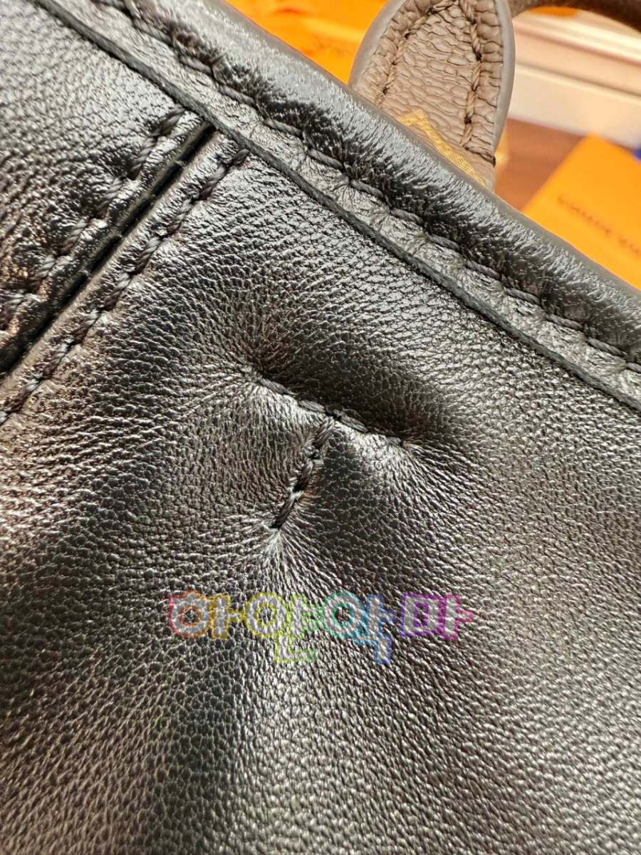 하얀악마 루이 백팩 (13).jpg