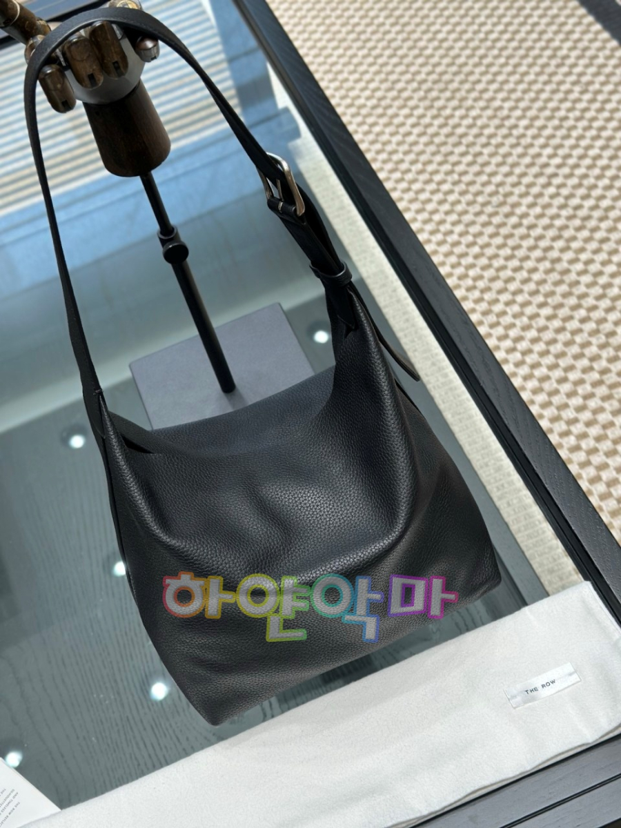 하얀악마 더로우 이사백 (1).jpg