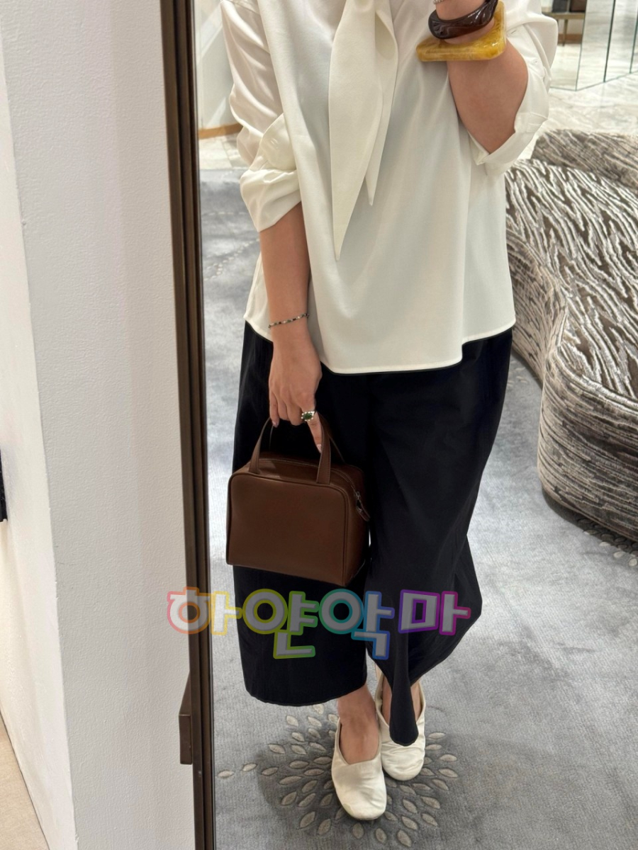 하얀악마 더로우 레이백 (1).jpg