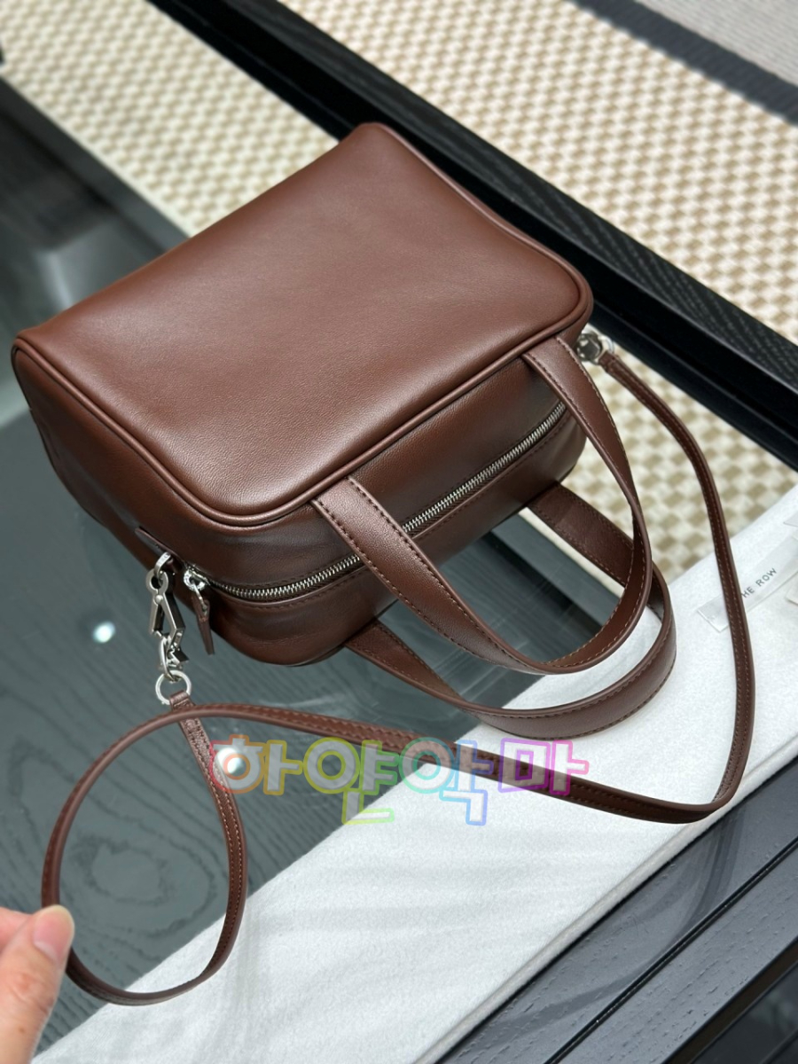 하얀악마 더로우 레이백 (4).jpg