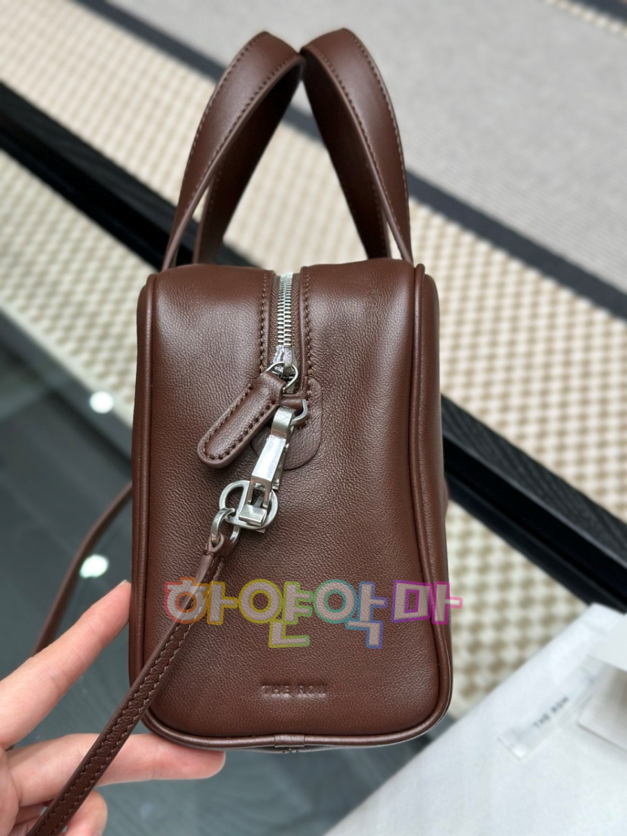 하얀악마 더로우 레이백 (6).jpg