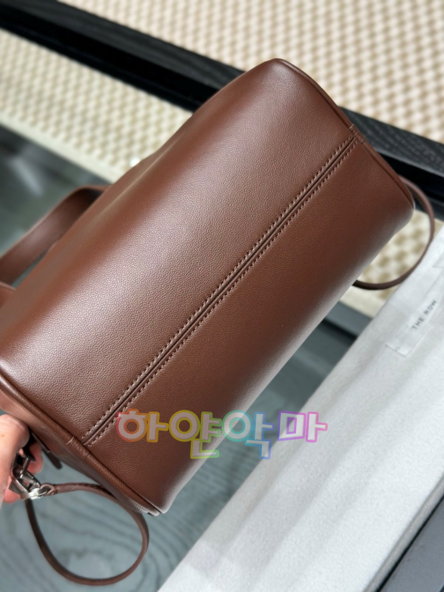 하얀악마 더로우 레이백 (8).jpg