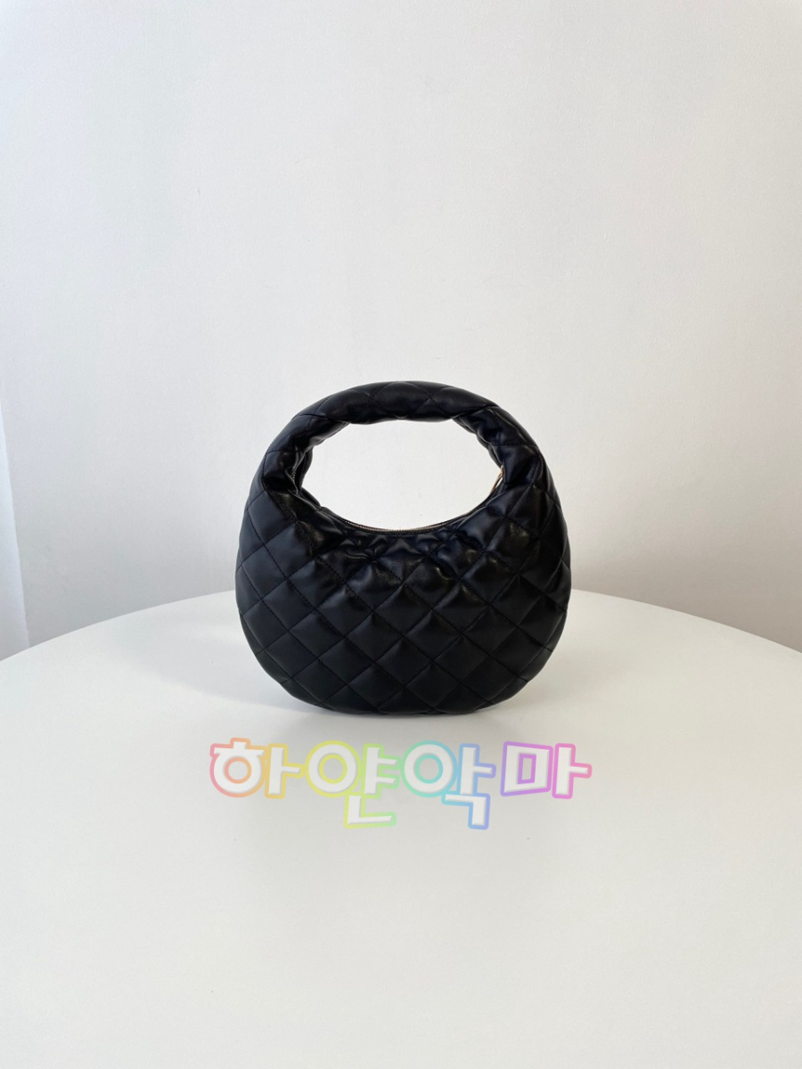 하얀악마 생로랑 이카리노 (5).jpg