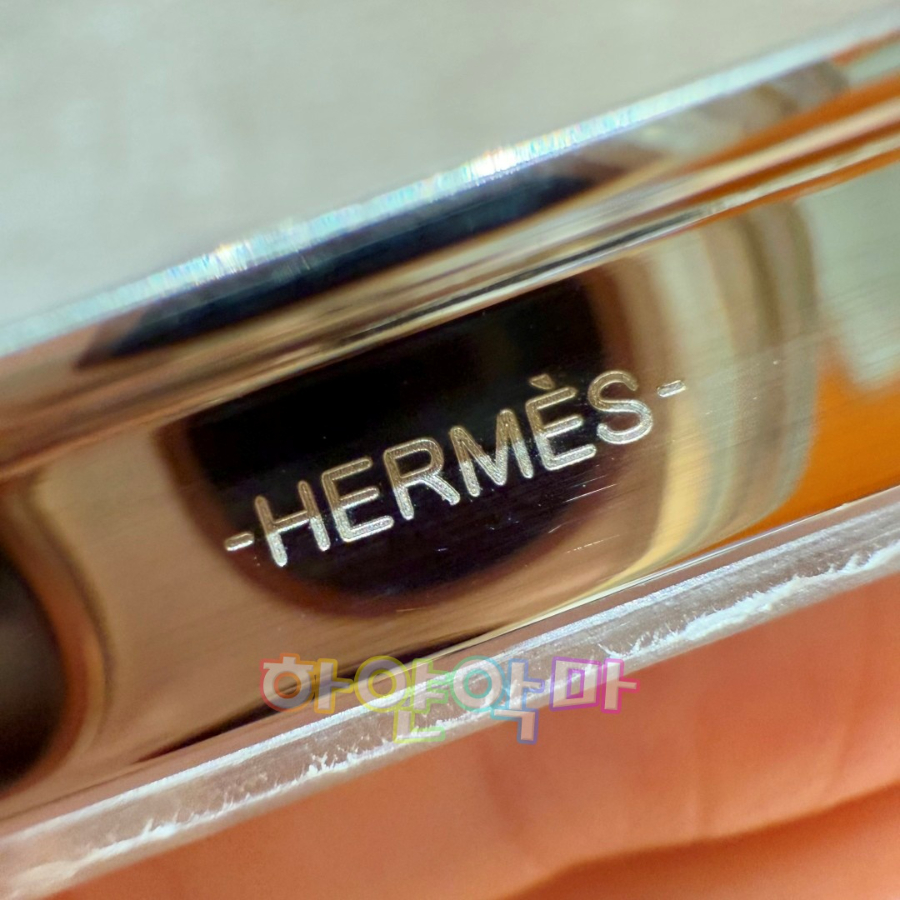 하얀악마 에르 콘스탄스 (12).jpg