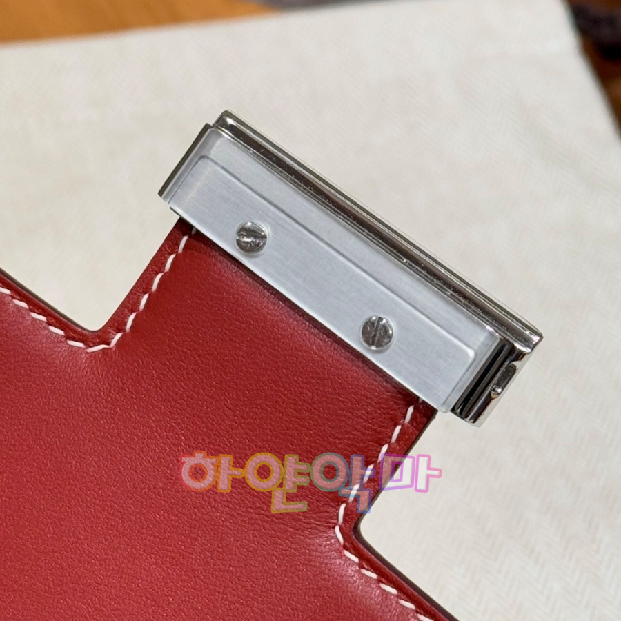 하얀악마 에르 콘스탄스 (14).jpg