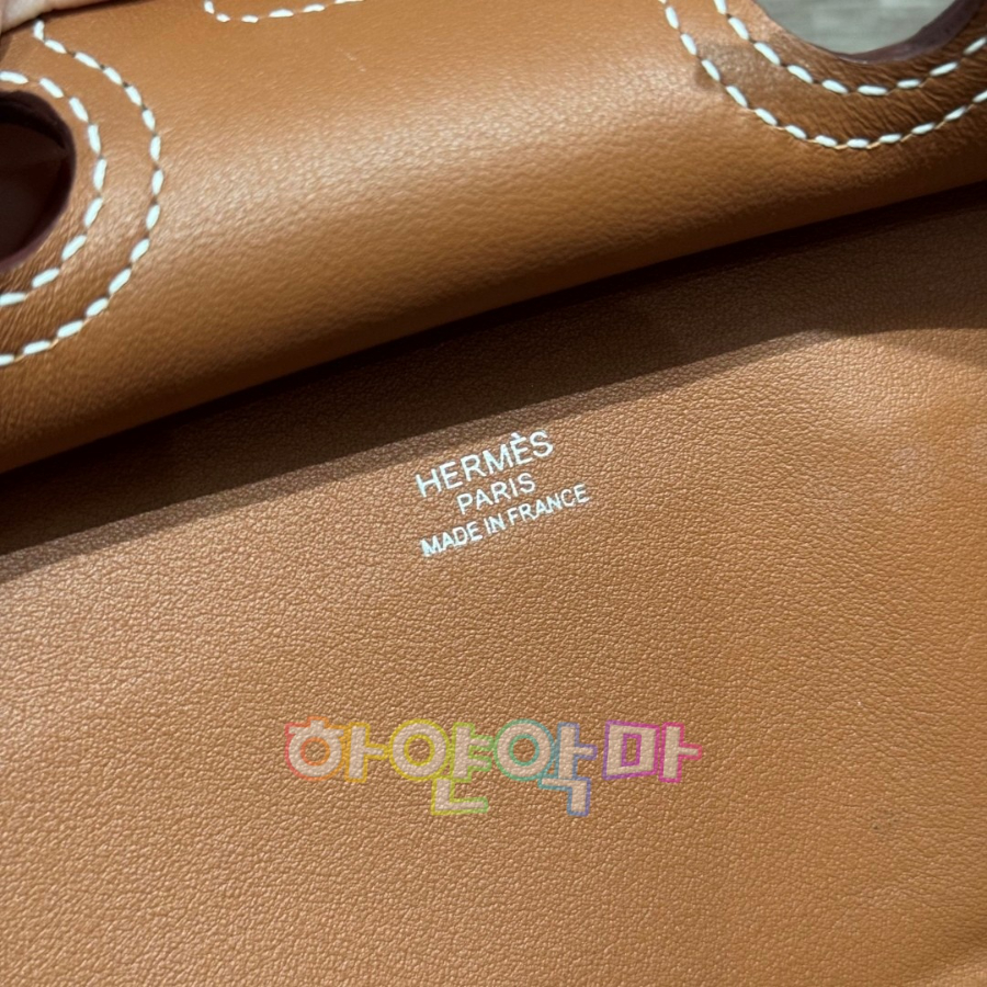 하얀악마 에르 버킨 카고 (16).jpg