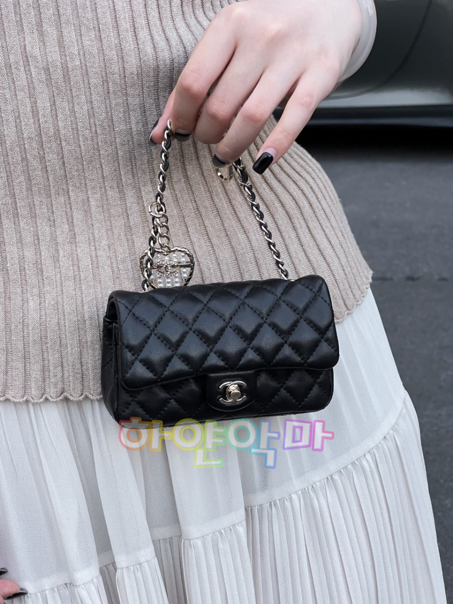 하얀악마 샤넬 가방 (1).jpg