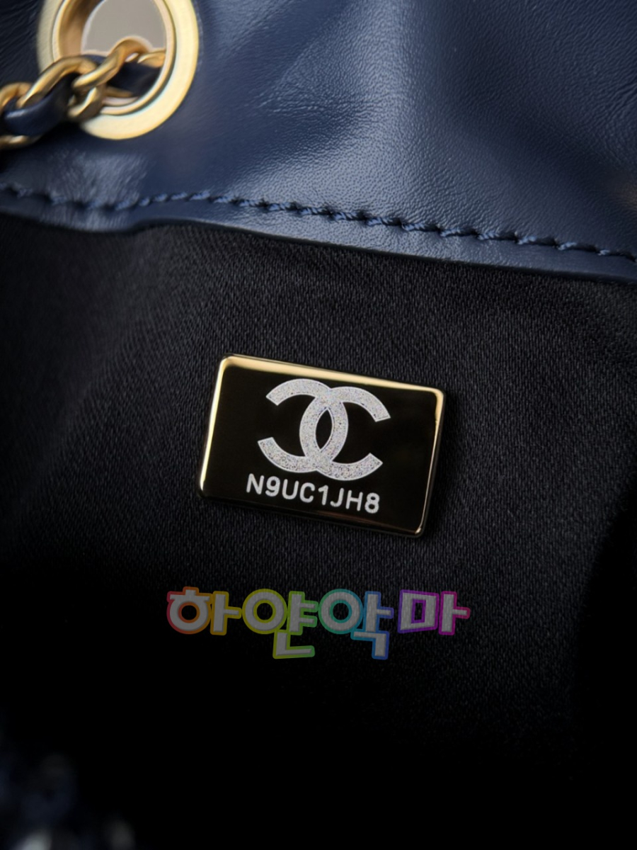 하얀악마 샤넬 25백 (14).jpg