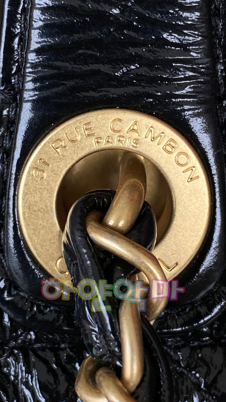 하얀악마 샤넬 볼링백 (14).jpg